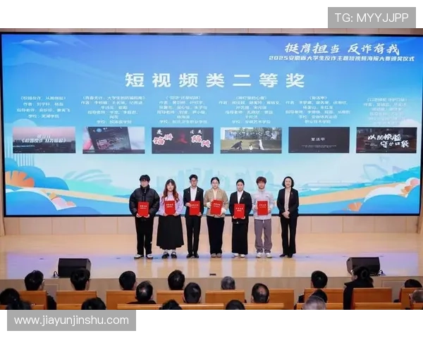 校园足球明星换脸大赛引发热议学子们的创意与激情碰撞